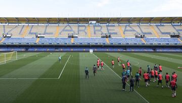 El Villarreal se ejercitó ayer en su estadio. Lo de Balaídos ya es pasado, ahora toca recibir a Messi y compañía.