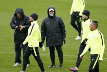 Los jugadores de Atlético Nacional asisten al entrenamiento del equipo en Osaka. En la semifinal del Mundial de Clubes se verá con el Kashima Antlers en Suita, Japón.