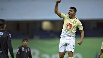 Action photo during the match America vs Venados de Merida at Azteca Stadium.--- Foto de accion durante el Partido America vs Venados de Merida en el Estadio Azteca, Partido Correspondiente a la Jornada 4 de la Copa MX Torneo Apertura 2016, en la foto: Festjeo de gol de Silvio Romero
 ---16/08/2016/MEXSPORT/ Javier Ramirez.