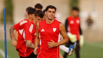 Juanlu, en el entrenamiento de este martes.