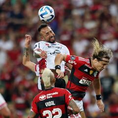 Erró sólo dos pases y ganó casi todos sus duelos en el Maracaná