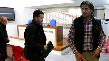 Vasiljevic en la rueda de prensa de la destitución de Enrique Martín.