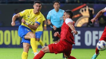 Nassr's Portuguese forward #07 Cristiano Ronaldo attempts a shot during the AFC Champions League Group E football match between Saudi's al-Nassr and Iran�s Persepolis at the Al-Awwal Stadium in Riyadh on November 27, 2023. (Photo by Fayez NURELDINE / AFP)