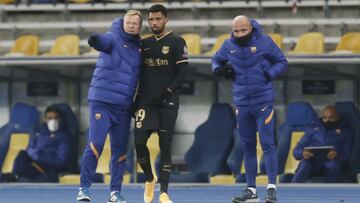 Koeman, con Matheus y Larsson en Kiev.