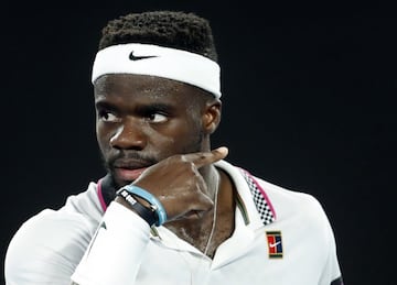 Ahora aparecen nuevos nombres en el tenis de raza negra que ansían dar continuidad a los éxitos pasados.  El más prometedor es sin duda Frances Tiafoe, quien con tan sólo 18 años conquistó su primer título como profesional en Delray Beach (Estados Unidos, 2018). Después de ganar mucha experiencia durante las dos últimas temporadas en torneos de Masters 1.000 y Grand Slams, ¿se hará un hueco próximamente entre los grandes? El tiempo nos dará la respuesta.