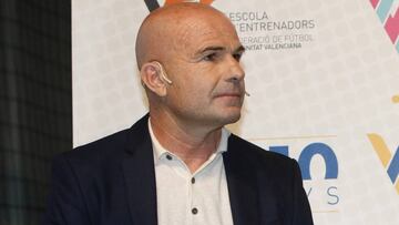 Paco López sobre jugar en Miami "No queremos que se pierda la pasión del futbol"
