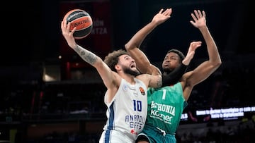 El Baskonia coge carrerilla y gana al Efes en Vitoria