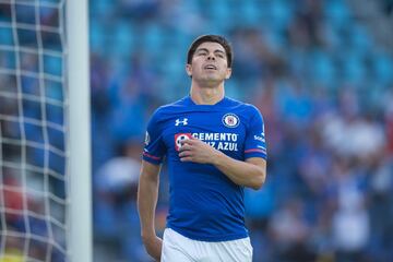 El chileno abandonó la institución cementera para regresar al fútbol sudamericano, donde jugará en la liga argentina con el Independiente de Avellaneda.