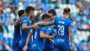 Gabriel Fernandez celebrates his goal 1-0 of Cruz Azul during the 15th round match between Cruz Azul and Tijuana as part of the Liga BBVA MX Varonil, Torneo Clausura 2026 at Cuauhtemoc Stadium, on April 18, 2026 in Puebla, Mexico.