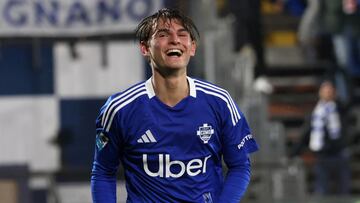 Como (Italy), 20/01/2025.- Como's Nico Paz celebrates after scoring the 4-1 goal during the Italian Serie A soccer match between Como 1907 and Udinese Calcio, in Como, Italy, 20 January 2025. (Italia) EFE/EPA/MATTEO BAZZI