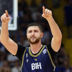 Bosnia pone al revés en el grupo de España