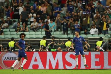4-1. Eden Hazard celebr¨® el cuarto gol.