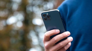 Que no se te pase para tu próximo viaje: así puedes rastrear tu vuelo desde tu block de notas del celular