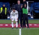 Así fue el momento del cambio de Isco en el minuto 71