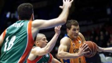 El colista gana nueve jornadas después y frena al Valencia