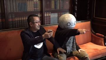 Yosuke Saito y Yoko Taro.