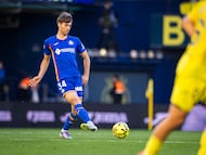 Hugo Solozábal durante su debut en LaLiga EA Sports contra el Villarreal.