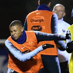 Deschamps: "No hay lucha entre Griezmann y Mbappé"