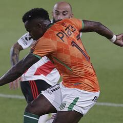 Elogios para Cuero y Arboleda; Santos Borré se salva en River