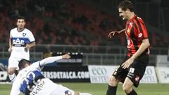 Fracasó en Chile, triunfó en Argentina y llega como figura al equipo de Medel