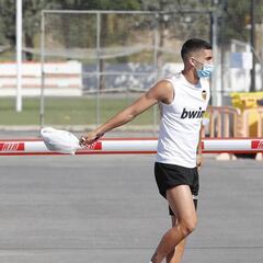 Ferran no se ejercita en la sesión colectiva