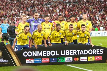 Millonarios perdió 3-0 ante Flamengo en su visita al estadio Maracaná por la sexta fecha de la fase de grupos de la Copa Libertadores.