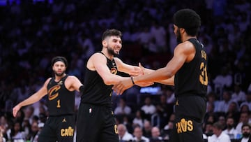 MIAMI, FLORIDA - APRIL 26: Jarrett Allen #31 celebrates with Ty Jerome #2 of the Cleveland Cavaliers after scoring against the Miami Heat during the second quarter in Game Three of the Eastern Conference First Round NBA Playoffs at Kaseya Center on April 26, 2025 in Miami, Florida. NOTE TO USER: User expressly acknowledges and agrees that, by downloading and or using this photograph, User is consenting to the terms and conditions of the Getty Images License Agreement. Rich Storry/Getty Images/AFP (Photo by Rich Storry / GETTY IMAGES NORTH AMERICA / Getty Images via AFP)