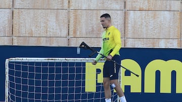 02/02/24 
ENTRENAMIENTO 
VILLARREAL 
YEREMI PINO