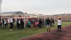 Los pelos de punta: el último gol de 'Kukín' Flores... en su funeral