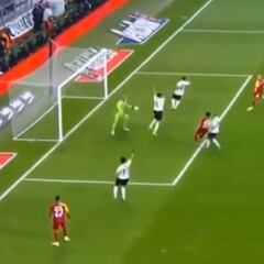 Las sólidas intervenciones de Roco en el derbi de Estambul