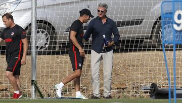 Gil Marín y Simeone, durante un entrenamiento del Atlético.