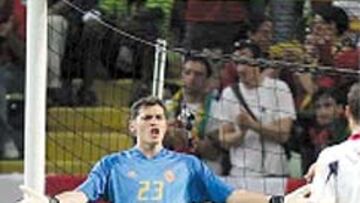 "Los seguidores nos han acompañado en los tres partidos y, en cambio, nosotros hemos desperdiciado una ocasión de oro para conseguir algo grande en un torneo de gran prestigio".