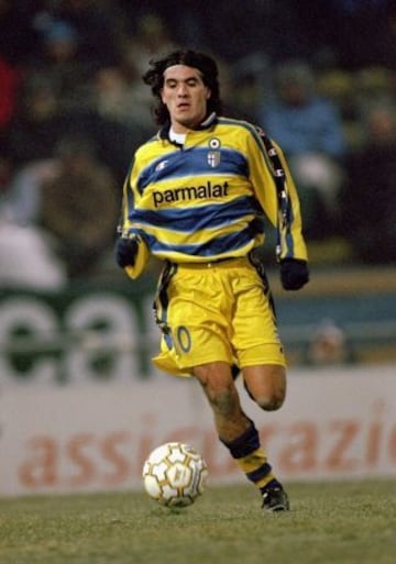 Ariel Ortega estuvo entre 1999 y 2000 en Parma, periodo en el que gan&oacute; la Supercopa de Italia.