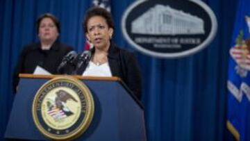 La Fiscal General de EE.UU, Loretta Lynch: &quot;Las acciones de hoy son s&oacute;lo el comienzo de nuestro esfuerzo en erradicar la corrupci&oacute;n en el f&uacute;tbol internacional&quot;.