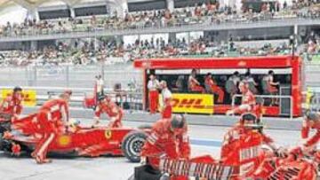 <b>RETROCESO. </b>Ferrari no estuvo en Sepang a la altura de las expectativas que había creado la incontestable victoria de Kimi Raikkonen en el GP de Australia.