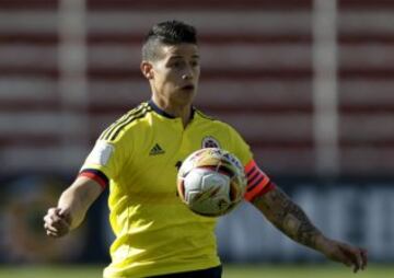 James cambia los pitos del Bernabéu por partidazo en La Paz