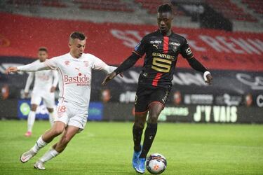 Camavinga: Rennes set lofty price tag as PSG lead race