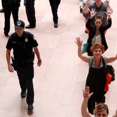 Susan Sarandon arrestada en una protesta en Washington