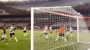 ¡Era olímpico! El córner de Jiménez que exigió a Armani