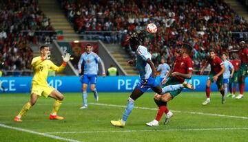 0-1. Álvaro Morata marca el primer gol tras una asistencia de Nico Williams.