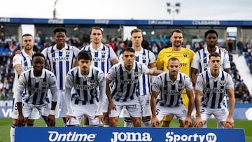 07/03/26 PARTIDO SEGUNDA DIVISION
LEGANES - EIBAR
SEGUIDORAS MUJERES DEL LEGANES EN EL TERRENO DE JUEGO EL 8 DE MARZO
SOCIAS ANTIGUAS
