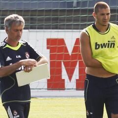 Benzema: "Se me fue la cabeza cuando Mourinho me dijo gato..."