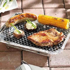 Di adiós a la grasa y otros restos con esta barbacoa desechable portátil