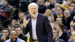 El entrenador de los San Antonio Spurs, Gregg Popovich, durante un partido