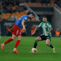Aprobados y suspensos del Elche: un palo para el Toro