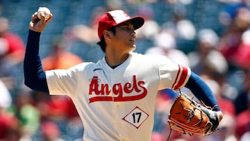 ANAHEIM, CALIFORNIA - AUGUST 23: Shohei Ohtani #17 of the Los Angeles Angels throws against the Cincinnati Reds in the first inning during game one of a doubleheader at Angel Stadium of Anaheim on August 23, 2023 in Anaheim, California.   Ronald Martinez/Getty Images/AFP (Photo by RONALD MARTINEZ / GETTY IMAGES NORTH AMERICA / Getty Images via AFP)