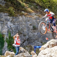 Toni Bou se da un homenaje
