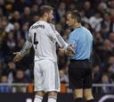 Sergio Ramos ve aplazada su sanción y jugará ante el Rayo