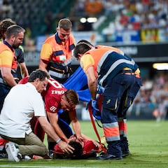 Descartada una lesión ósea en el codo izquierdo de Pau Sans