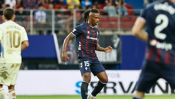 Jair, en un partido con el Eibar.